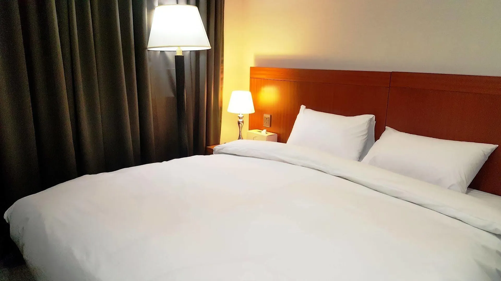 Hotel Vision Seoul 2*,  South Korea